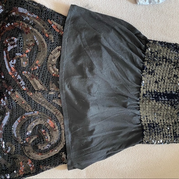 Black sequin top and shorts set - Picture 5 of 5